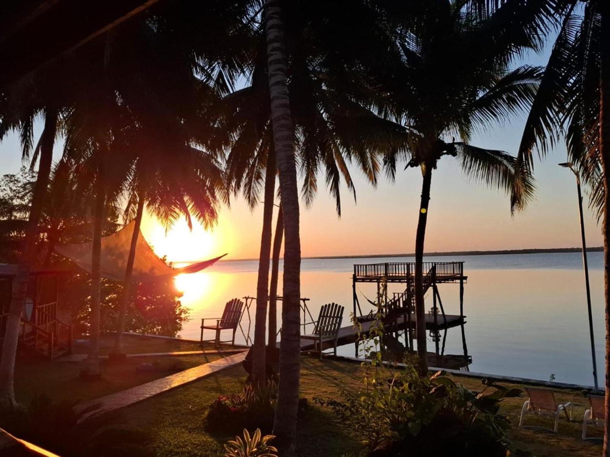 Coras Place Bacalar Lagoon Front المظهر الخارجي الصورة