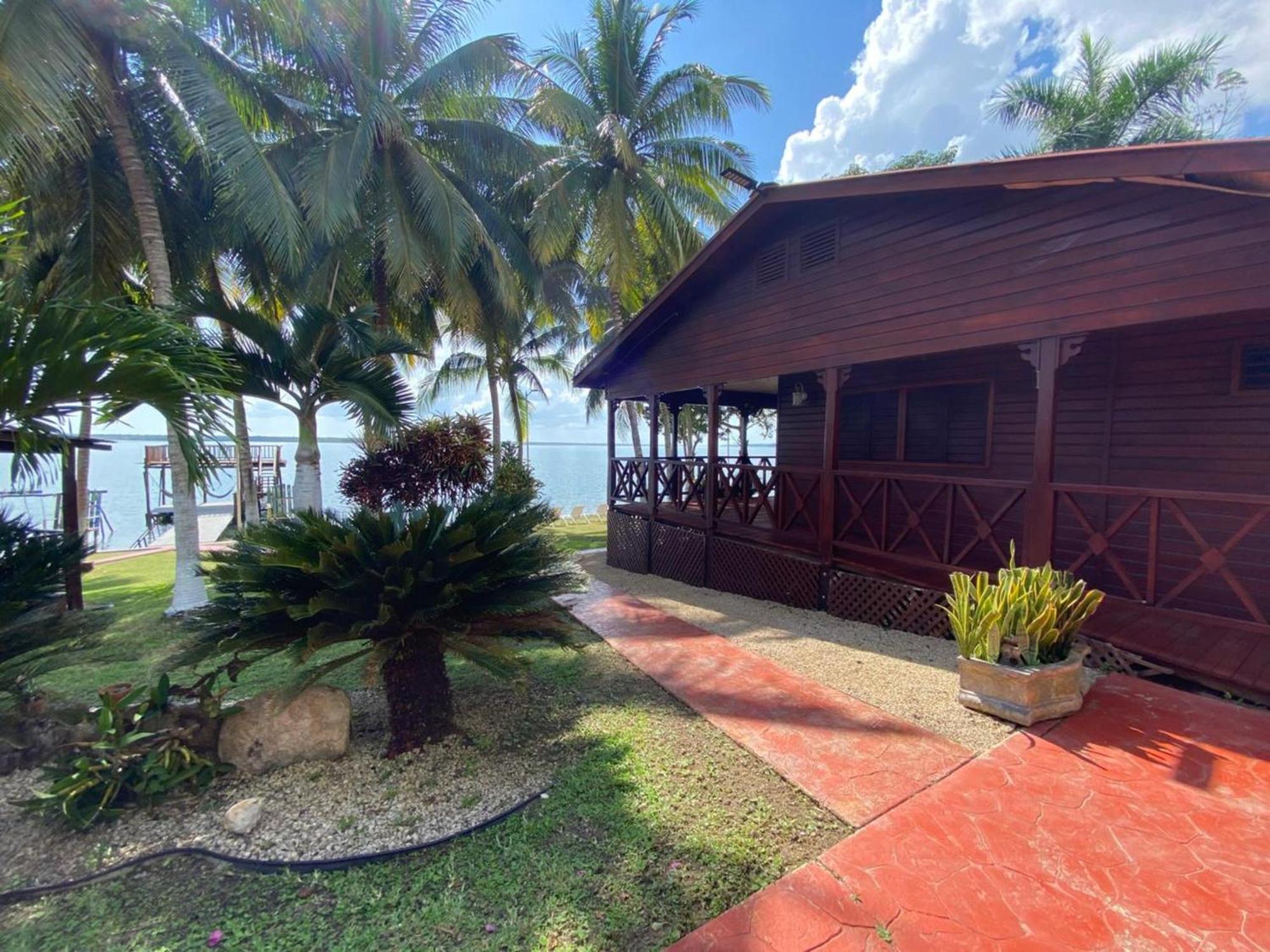 Coras Place Bacalar Lagoon Front المظهر الخارجي الصورة